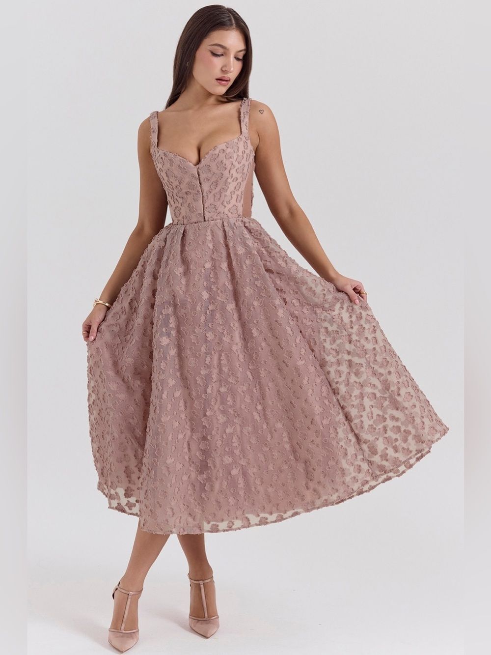 House of CB LOVELY French Rose Jacquard Sweetheart Neckline Midi Dress Medium